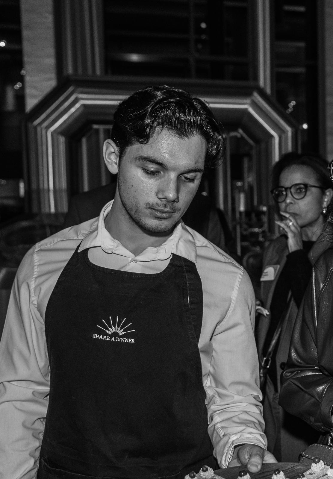 share-a-dinner-zaalpersoneel